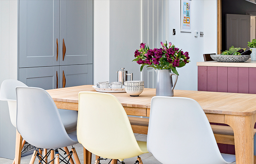 Contemporary dining table with flowers