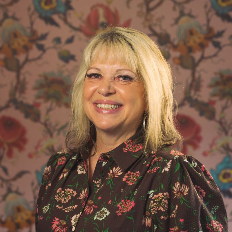 Sandra Crane, Sales Administrator