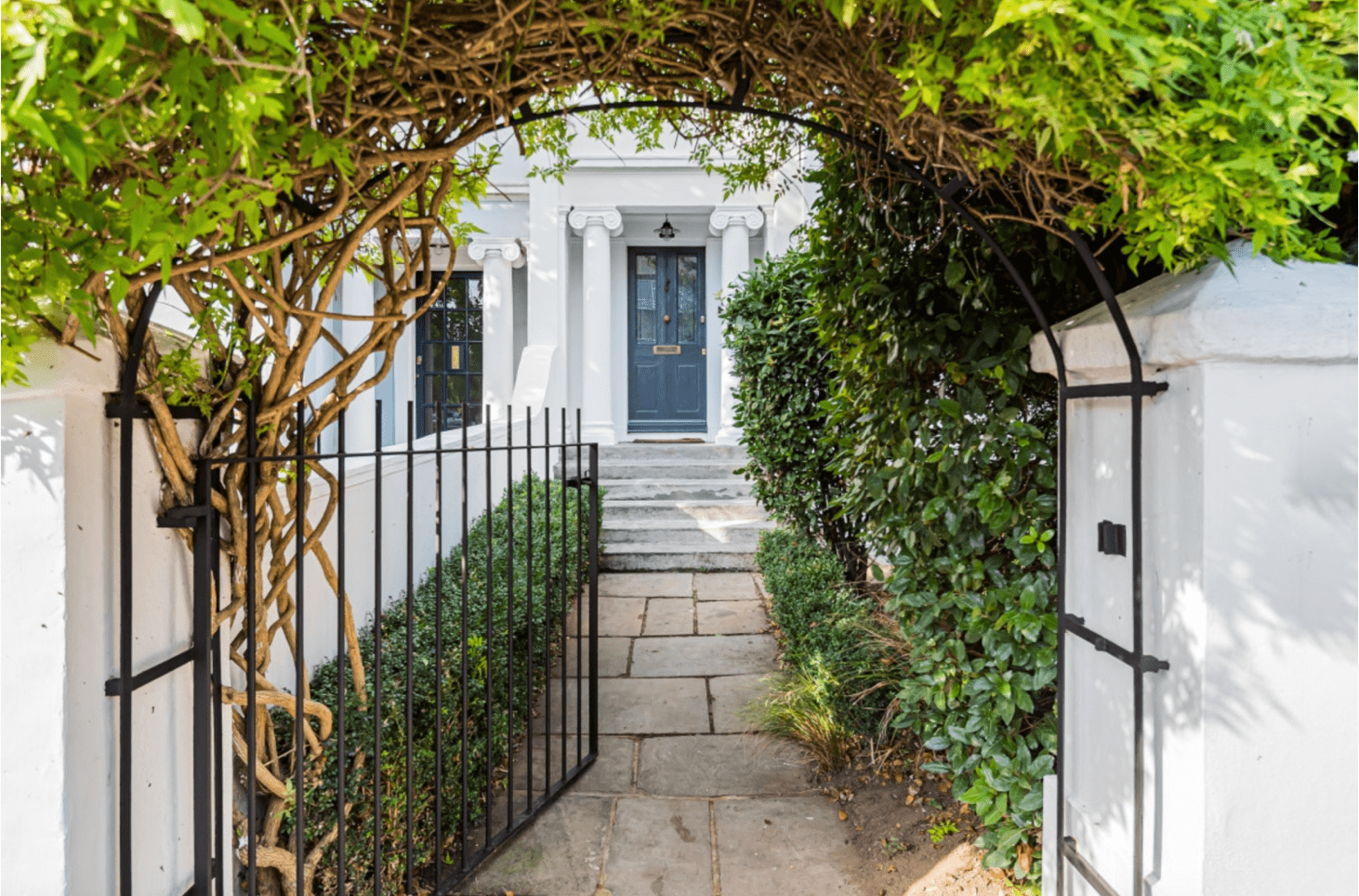 12 home staging tips to speed up your house sale