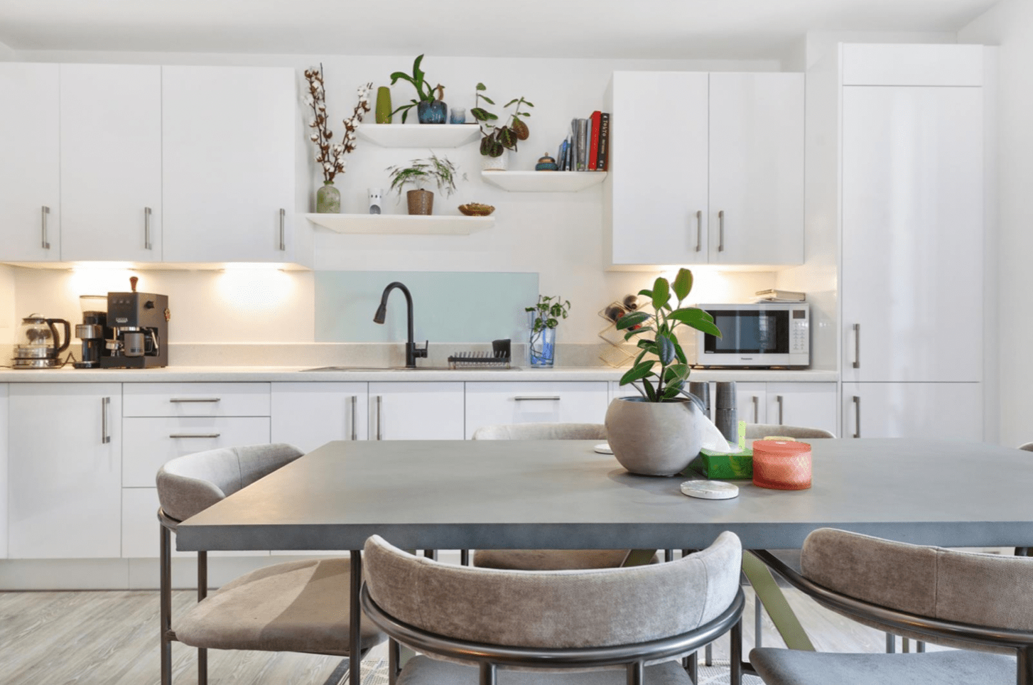 12 home staging tips to speed up your house sale