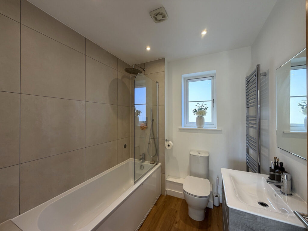 Bathroom.jpeg
