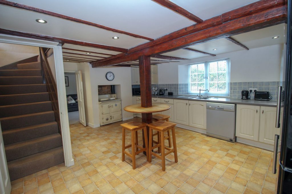 Kitchen 1