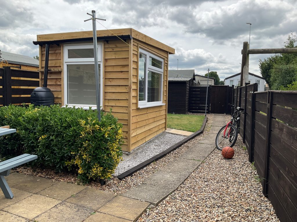 Garden room