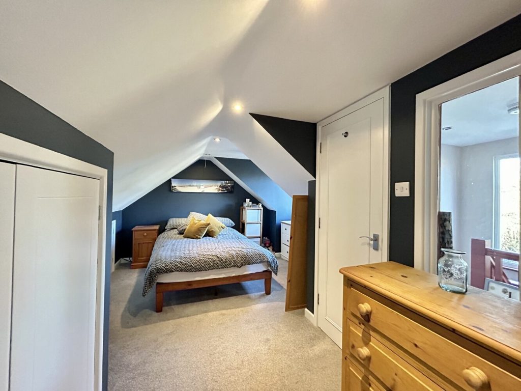 Bed 1