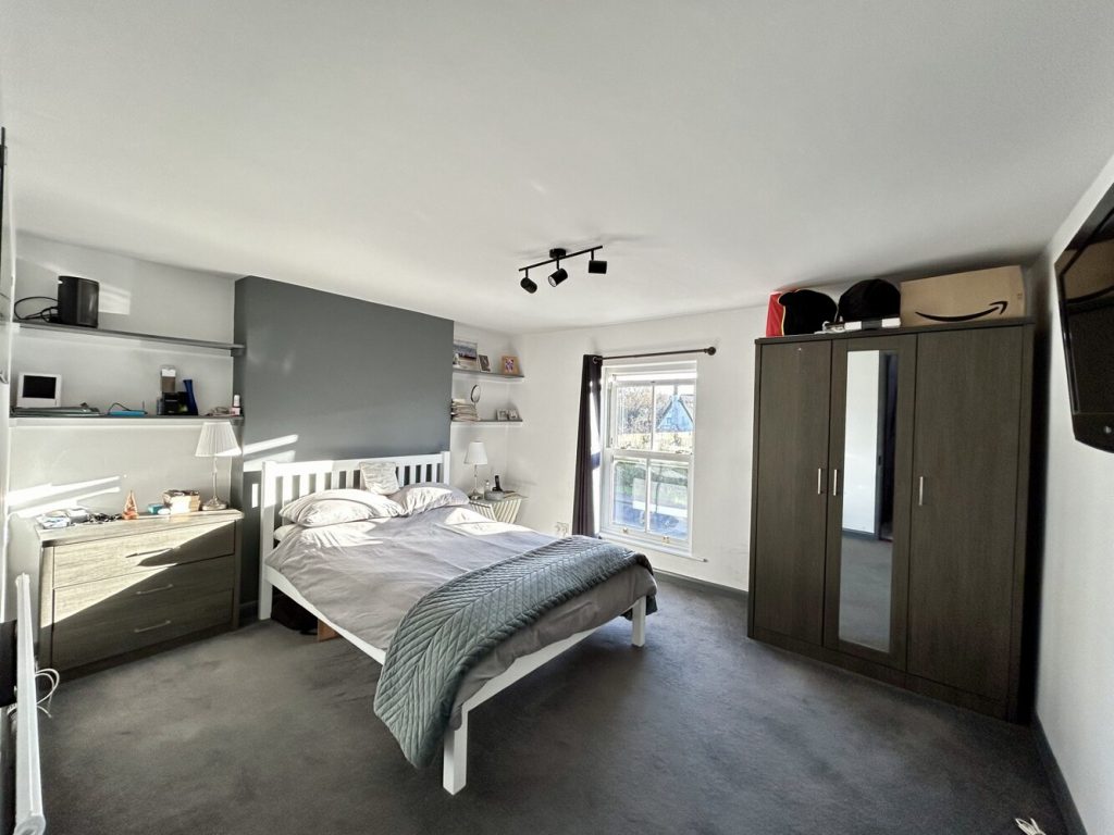 Bed 3