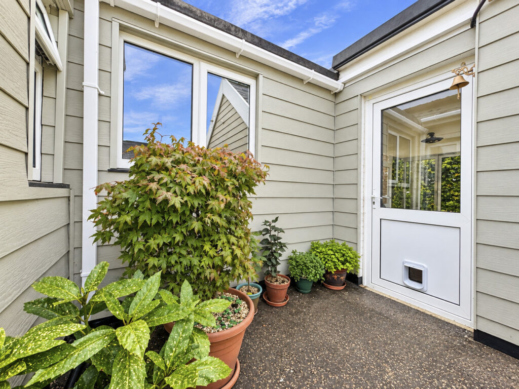 listing_76822_0079_8f449bd4_1500x1000.jpg