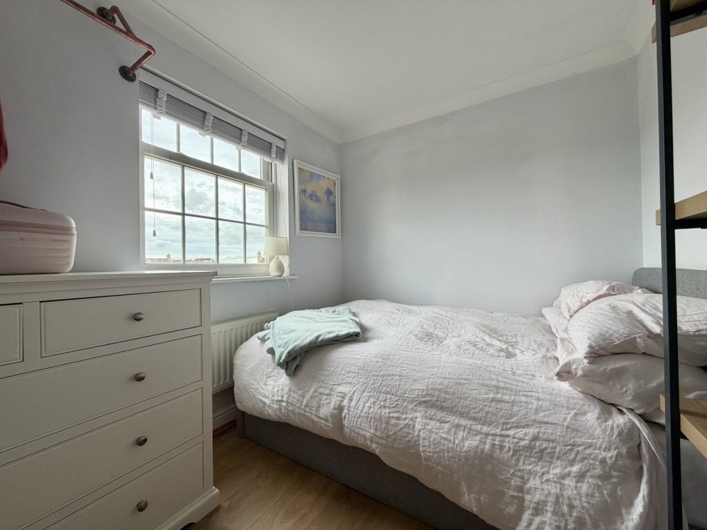Bed 3