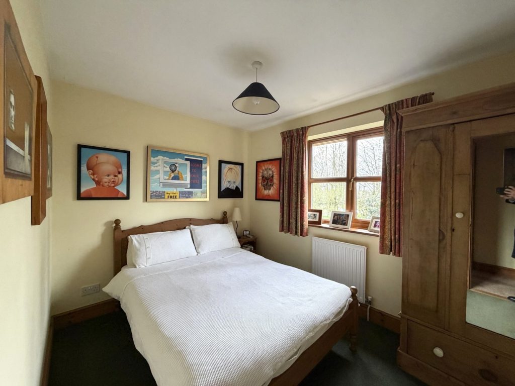 Bed 2