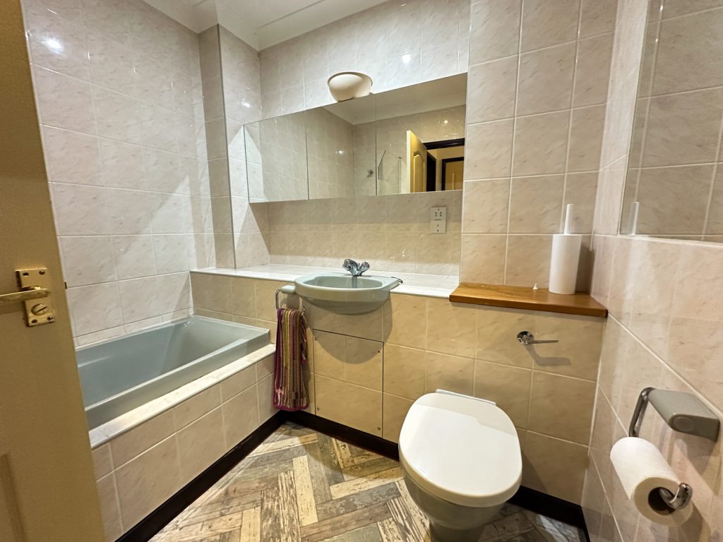 Family bathroom