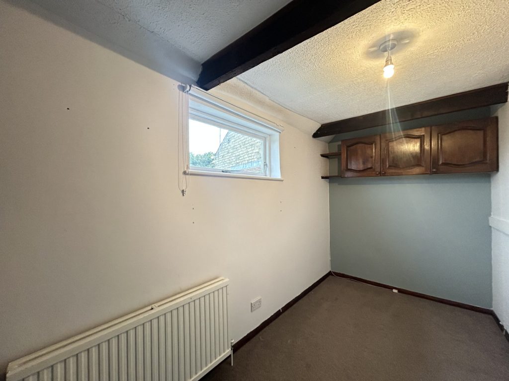 BEDROOM2