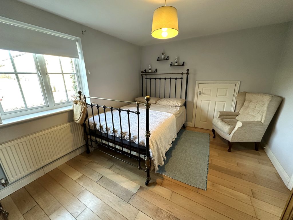 Bedroom.JPG