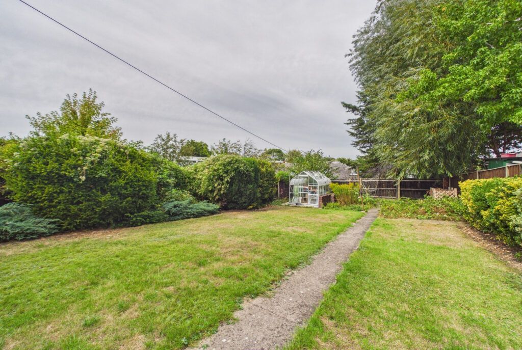 27_listing_990095_0045_77b9b573