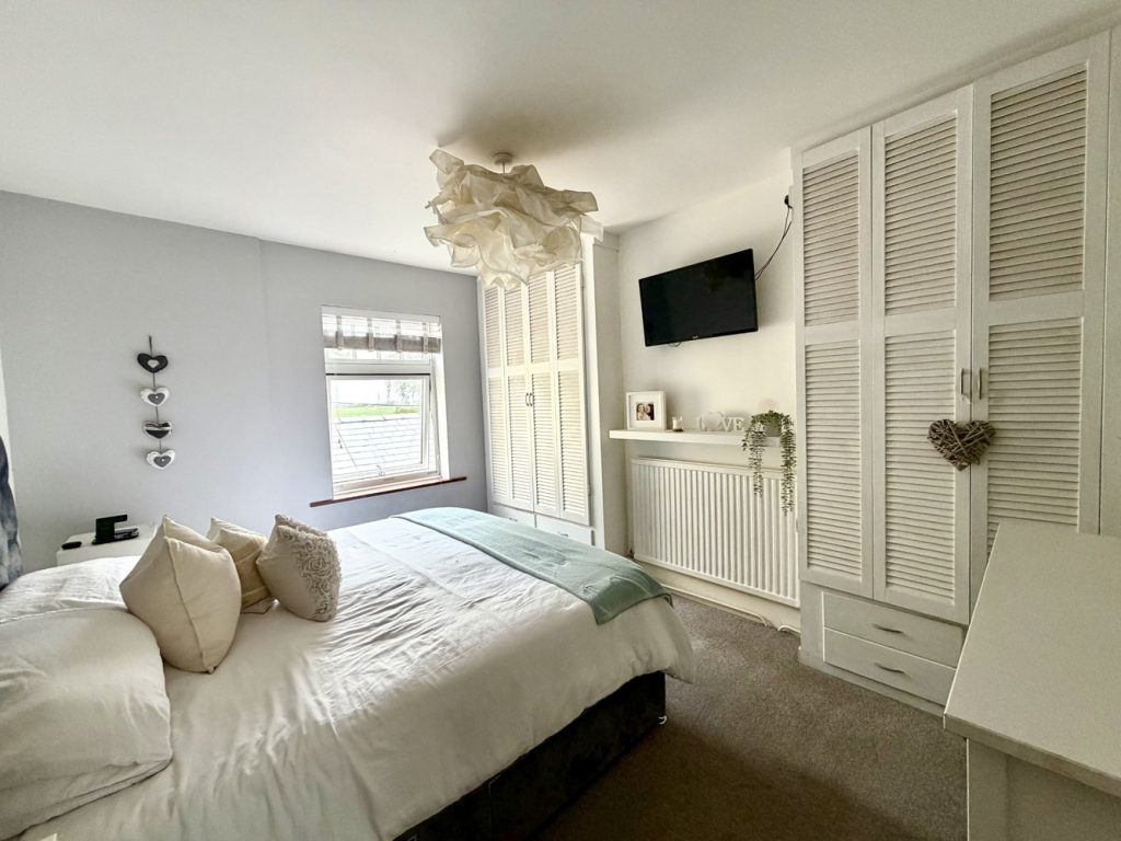 Bed 1