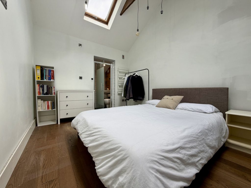 Bed 4