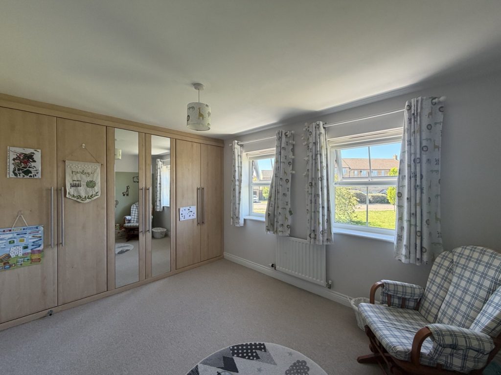 BEDROOM2